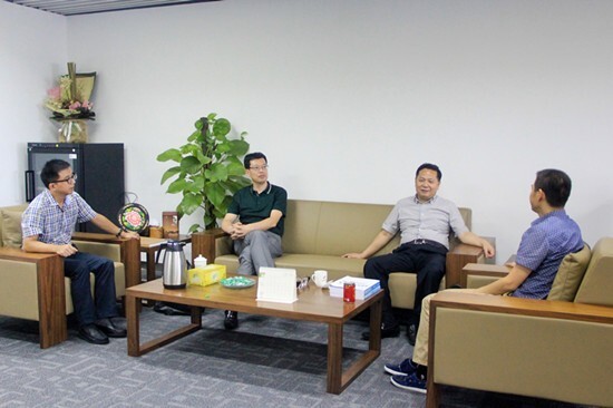 寧波市政府、市外經(jīng)貿(mào)局領(lǐng)導(dǎo)蒞臨我集團調(diào)研考察