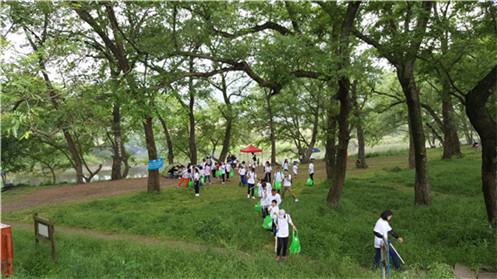 我集團聯(lián)手海關(guān)、星寶家庭開展山野清風(fēng)活動
